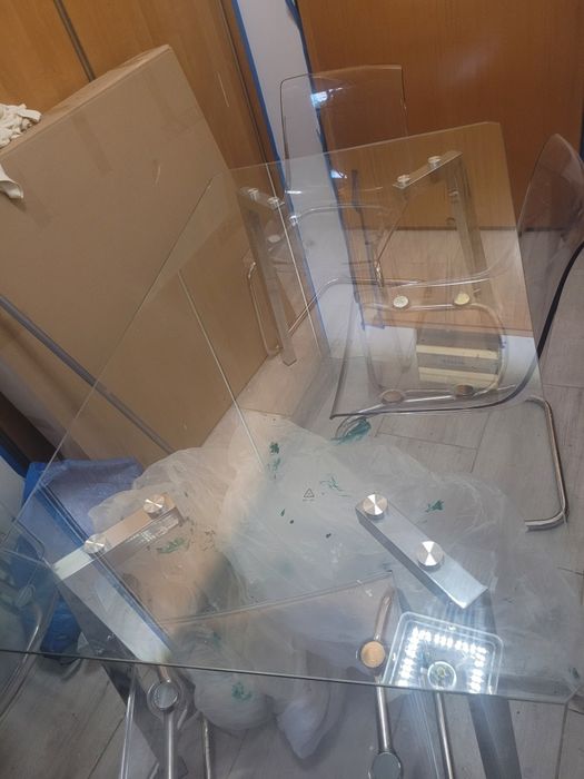 Stół szklany i dwa krzesła gratis