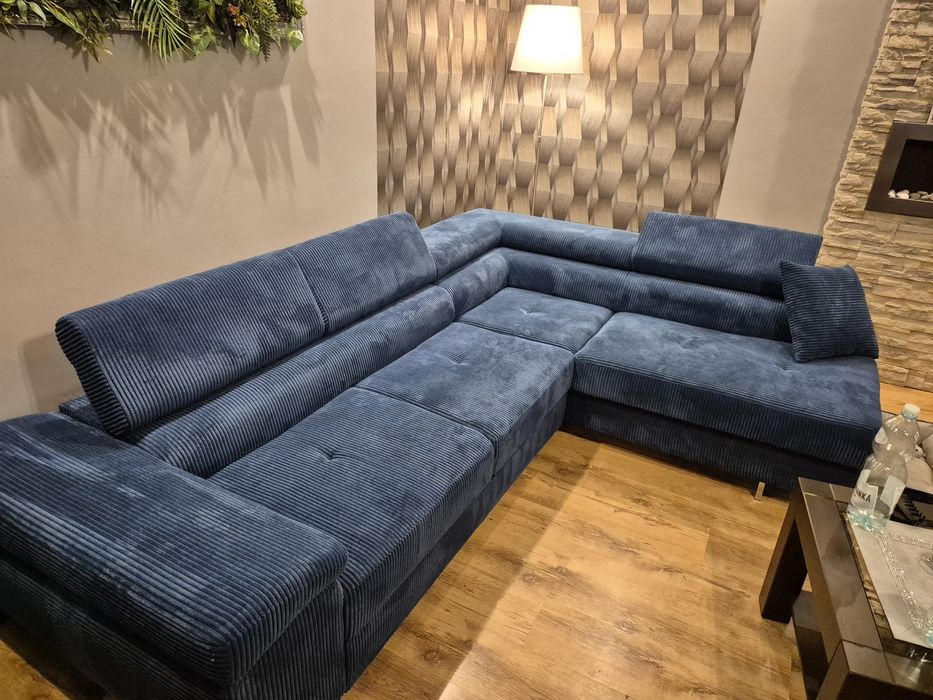 Narożnik Torezio z funkcją spania, prawie nowy