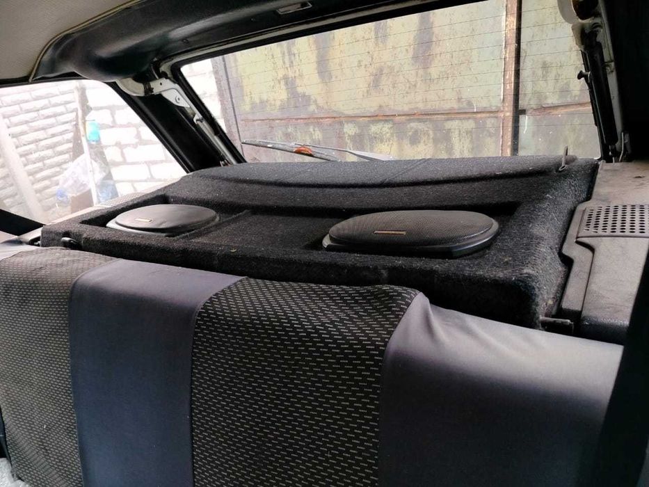 Ваз 2104.2003год