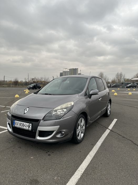 Renault Scenic 3 2011