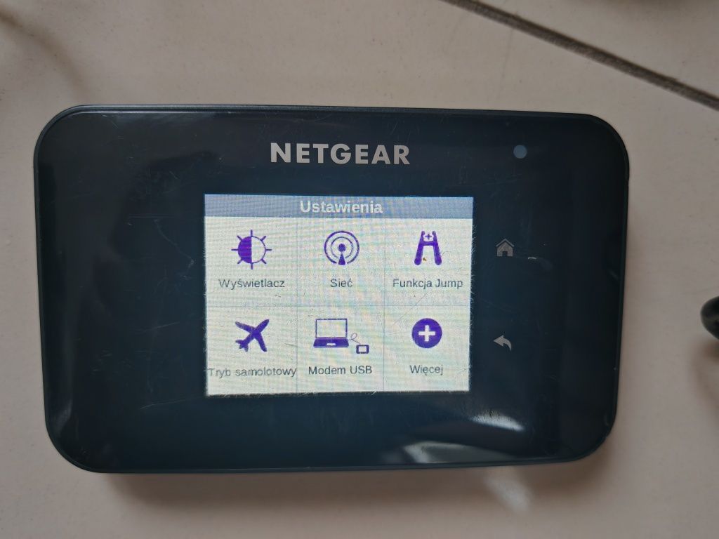 Router mobilny LTE przenośny na wyjazdy zagranicą obsługa wielu pasm