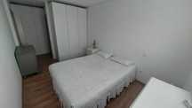 Quarto com WC privativo equipado a 3k Antas