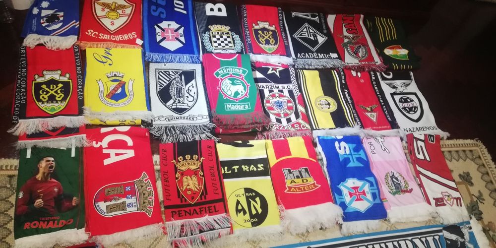 Cachecois de varios Clubes