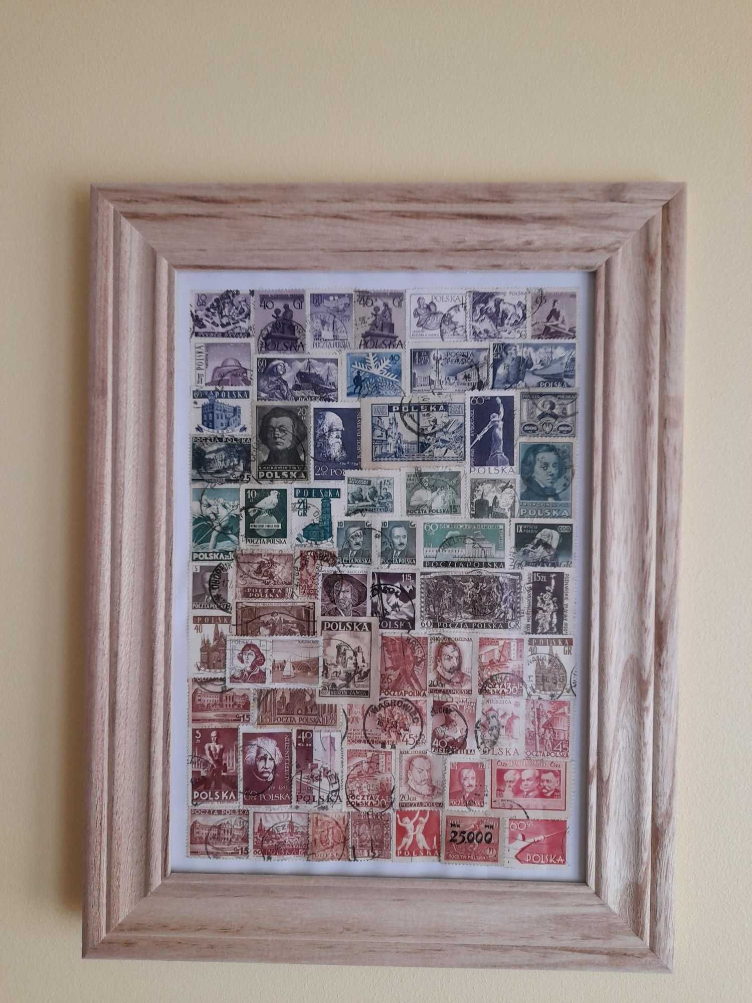 Obrazek/Kolaż. Vintage Polskie znaczki w drewnianej ramie