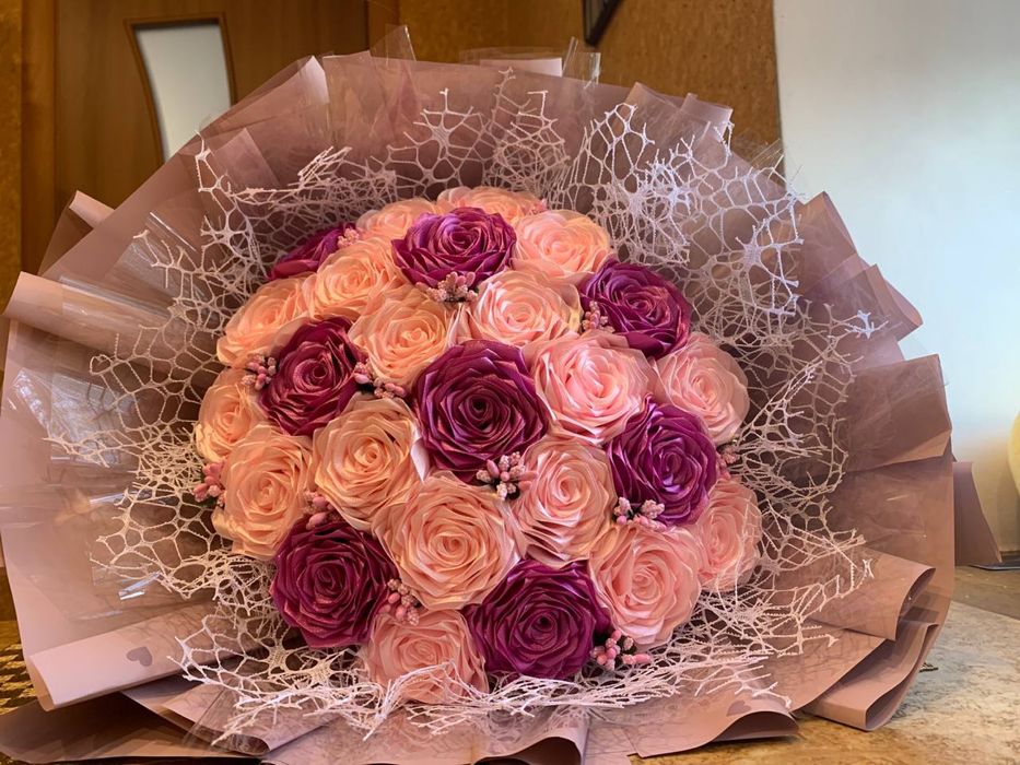 Розы из лент атласных (белых,красных,синих,розовых,сиреневых…)