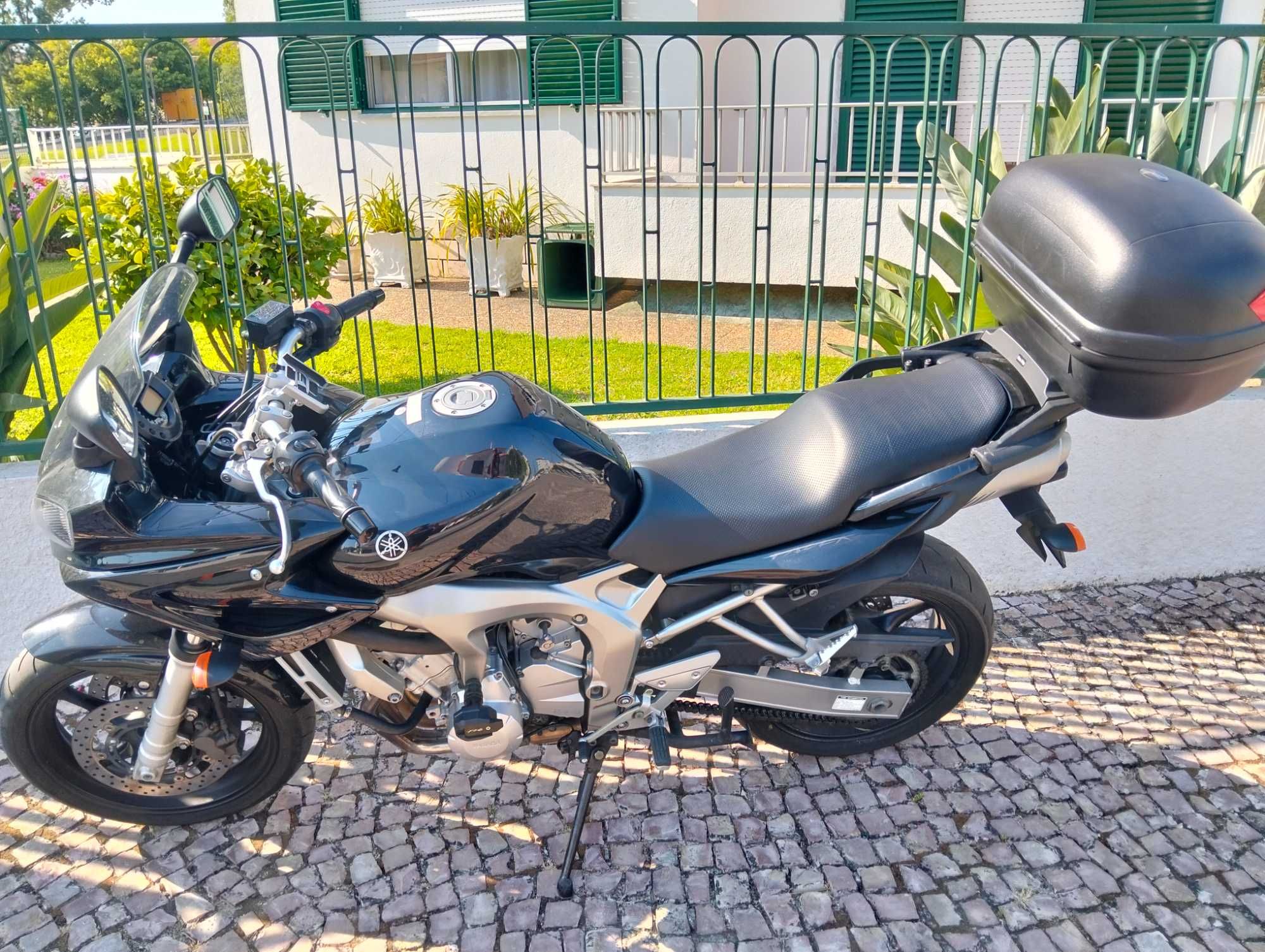 Yamaha fazer 2009