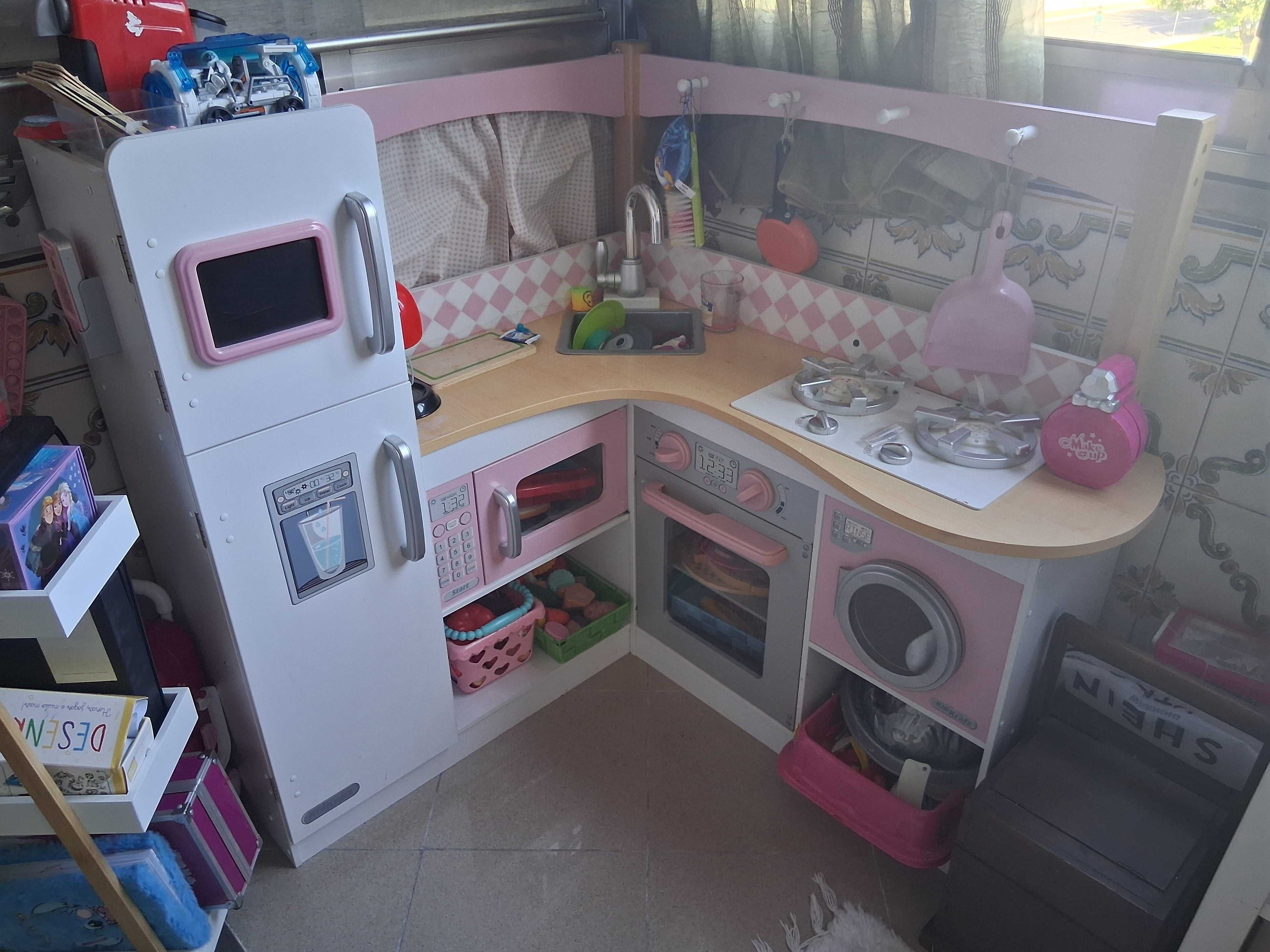 Cozinha brincar rosa