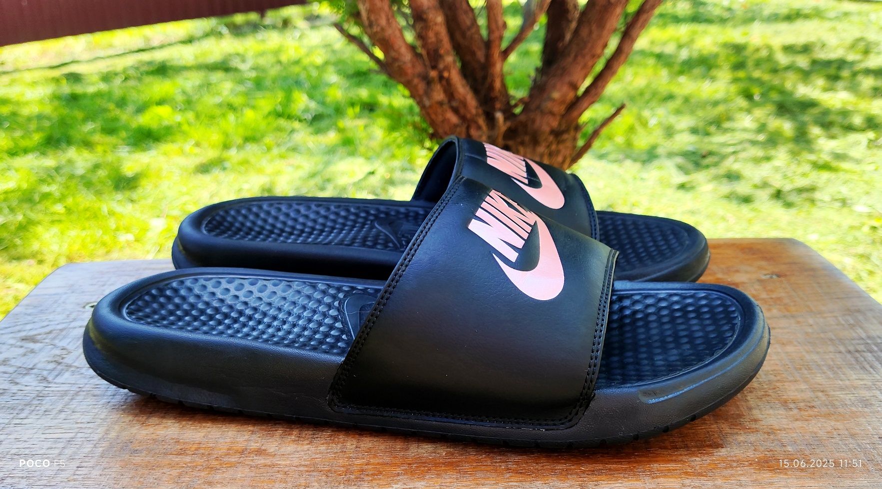 Шльопанці Nike Wmns Benassi 40 розмір жіночі