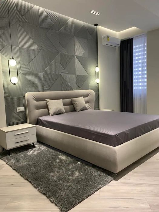 2к квартира біля центрального парку. Газ!