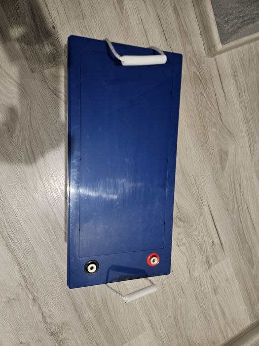 Гібридний інвертор Easun + акамуляторна батарея 200 ah