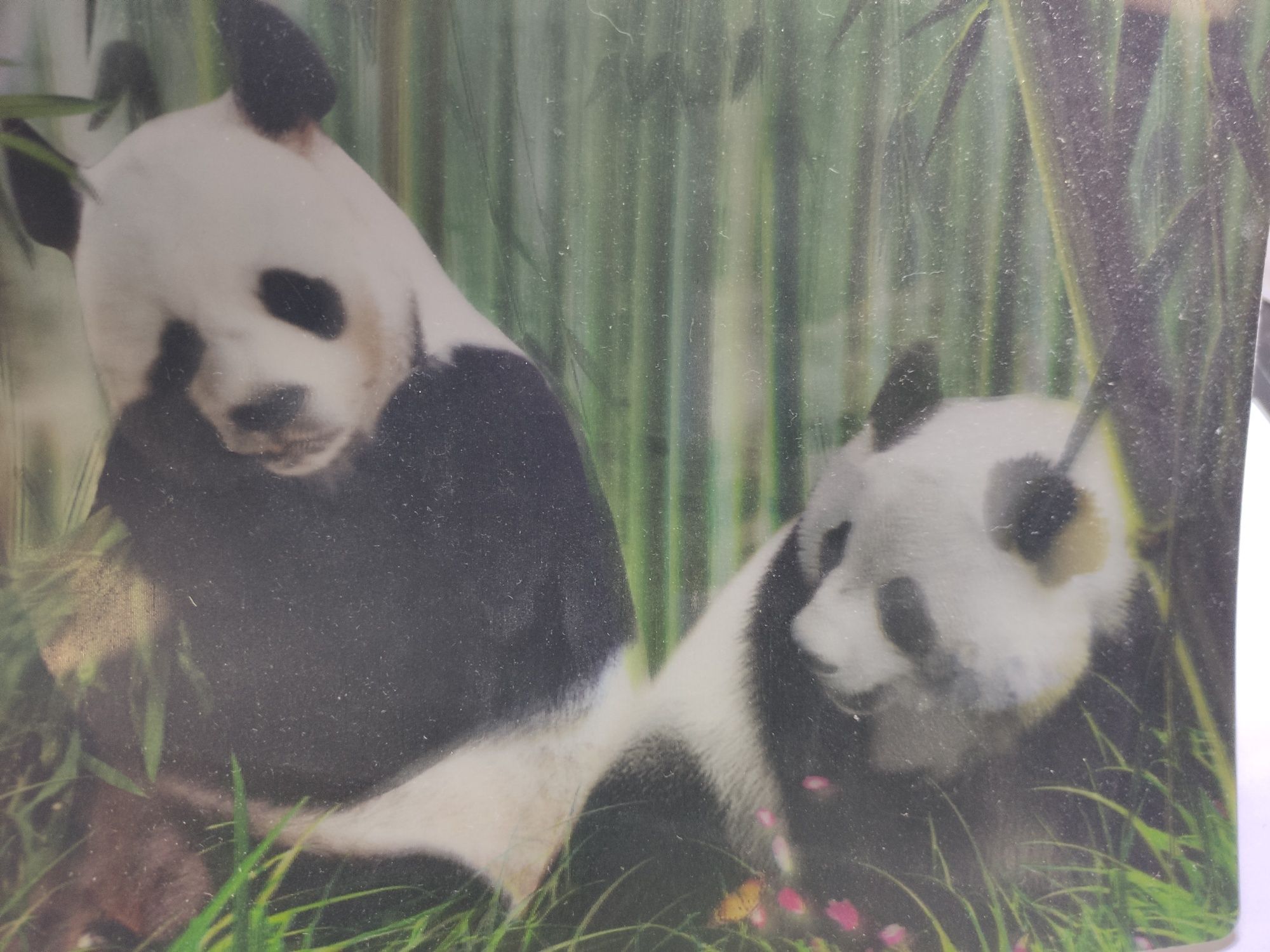 Tapete de rato holográfico com pandas