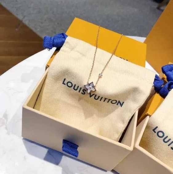 LOUIS VUITTON Wykwintny damski naszyjnik z różowego złota