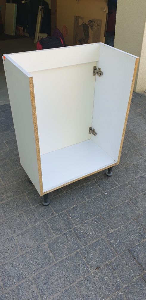 Szafka pod umywalkę