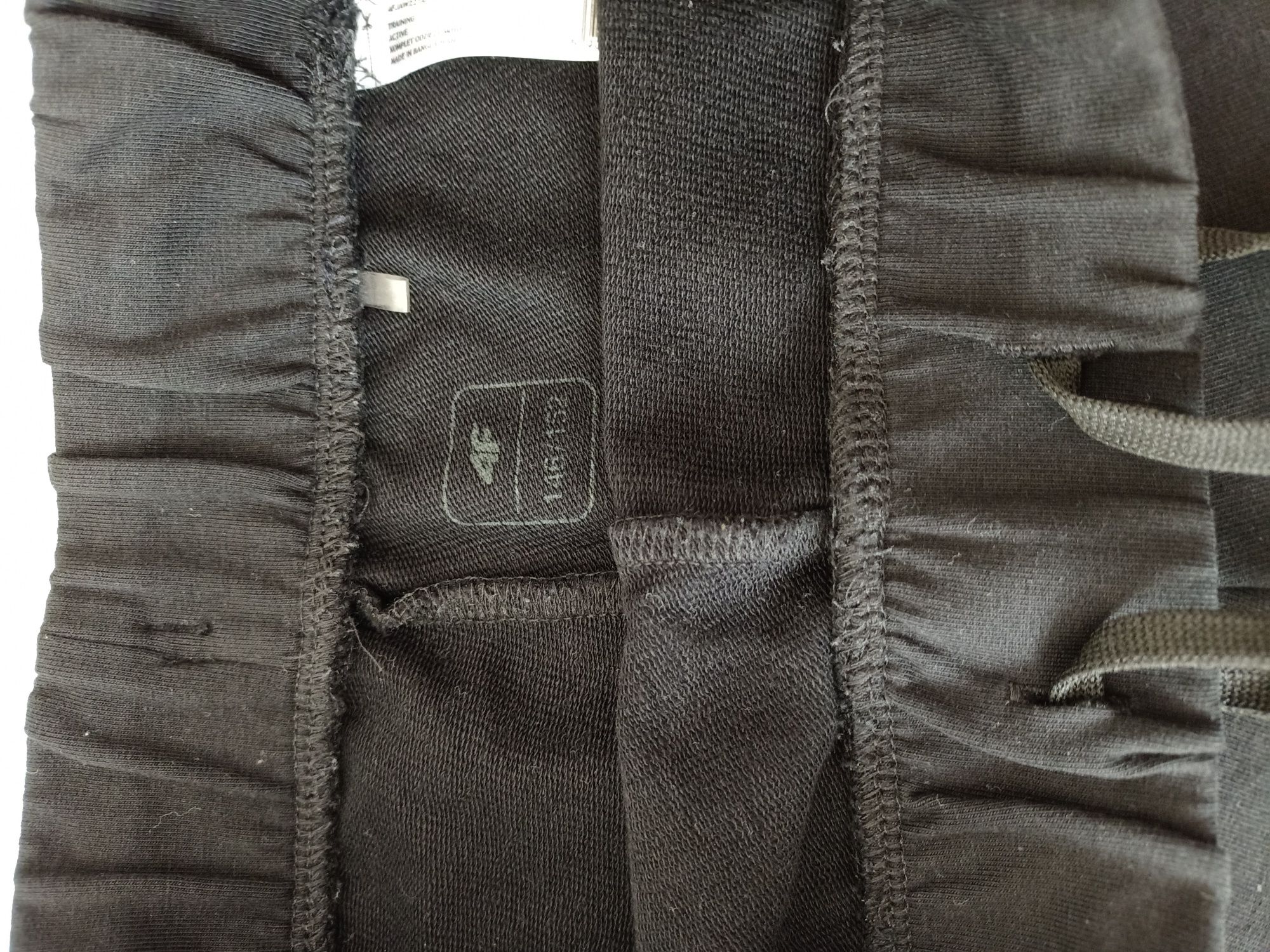 Spodenki 4f chłopięce r.146/152