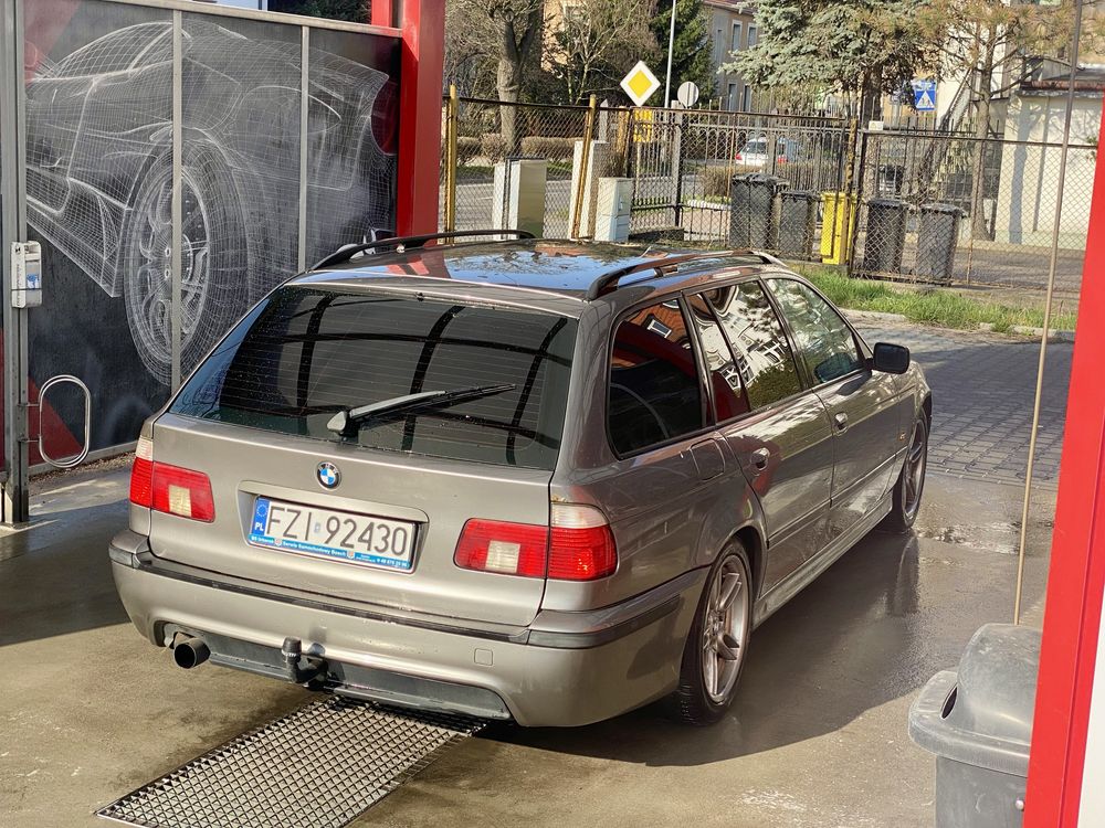 BMW 5 Touring 525i E39 2003r oryginalny pełny M-pakiet