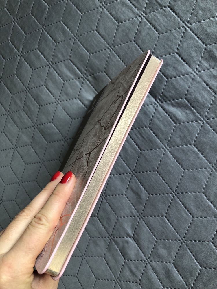 477. Nowy zeszyt/ruled notebook Collins. A5. Pudrowy róż ze złotem