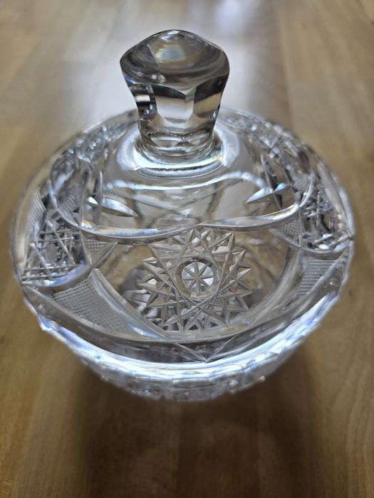 Cukierniczka krysztalowa