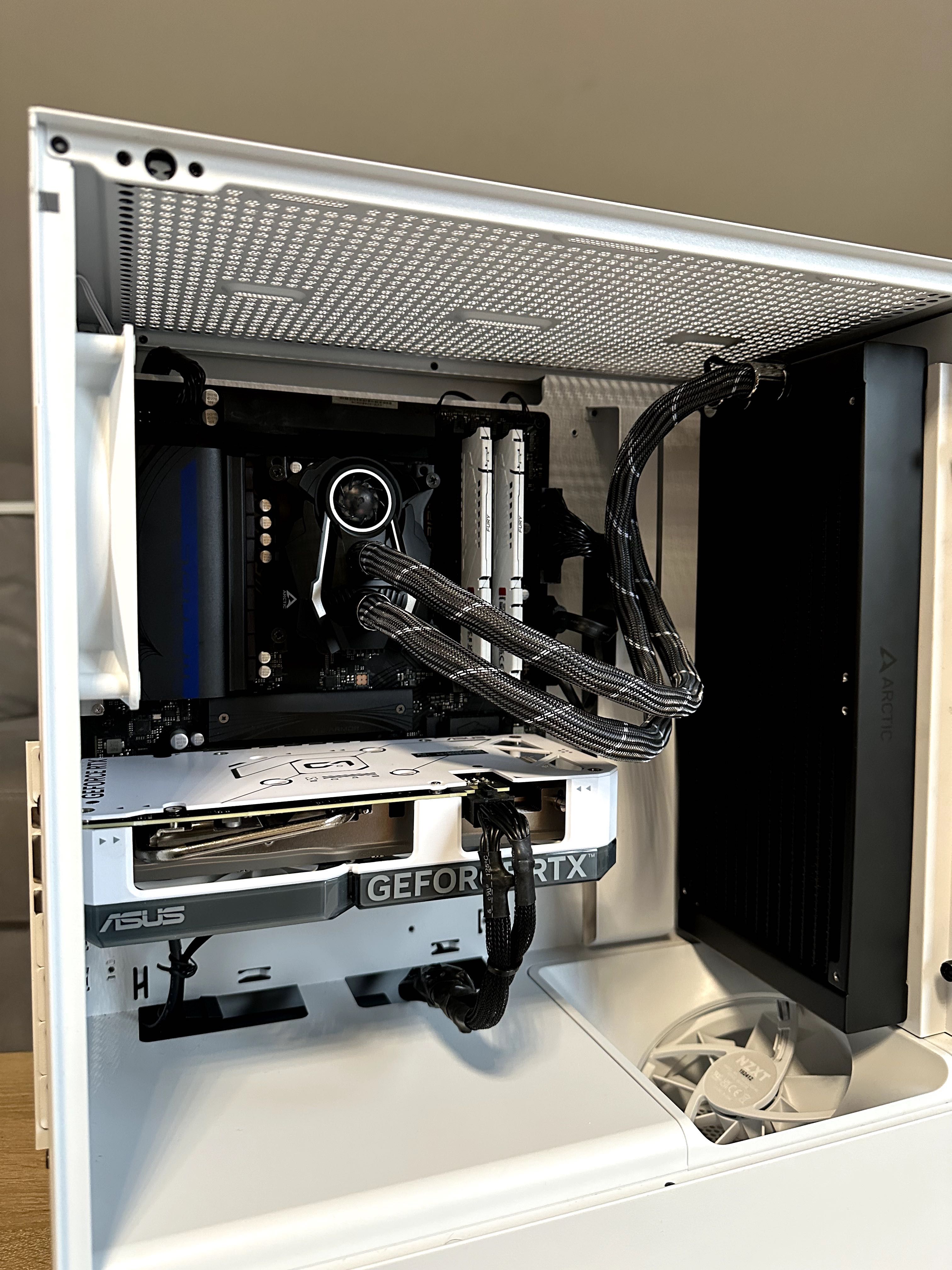 Komputer do gier | RTX 4060 Ti + i5-13400F + 32 GB DDR5
