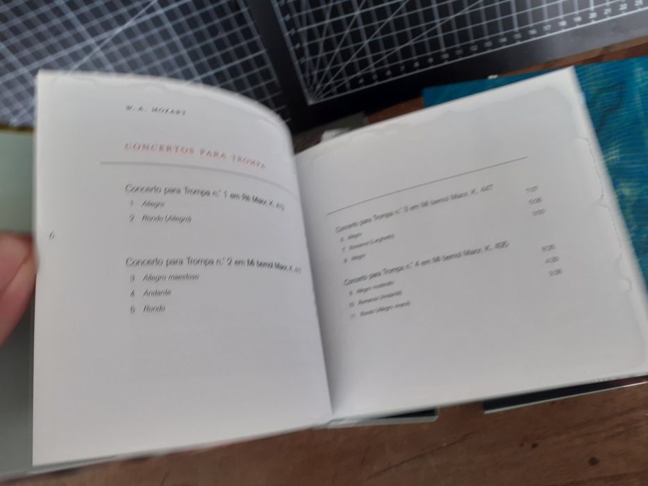 Coleção com 25 CDs de Mozart.  Música Clássica cd e livretos