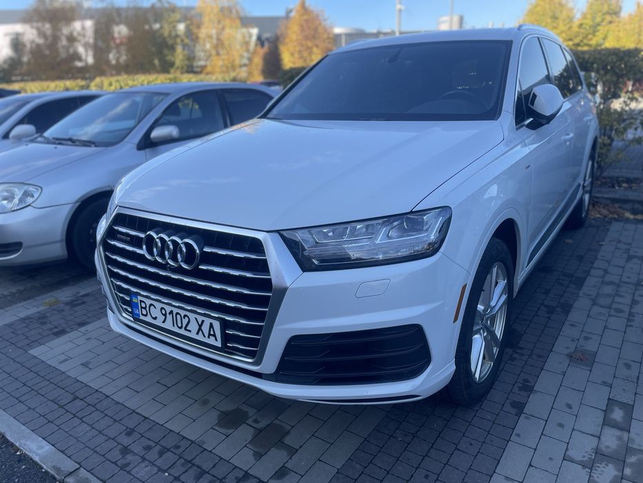 Audi Q7 S-Line 2017року