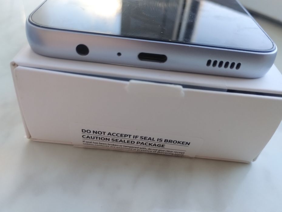 Samsung a05 4/64 5000мАч 2025