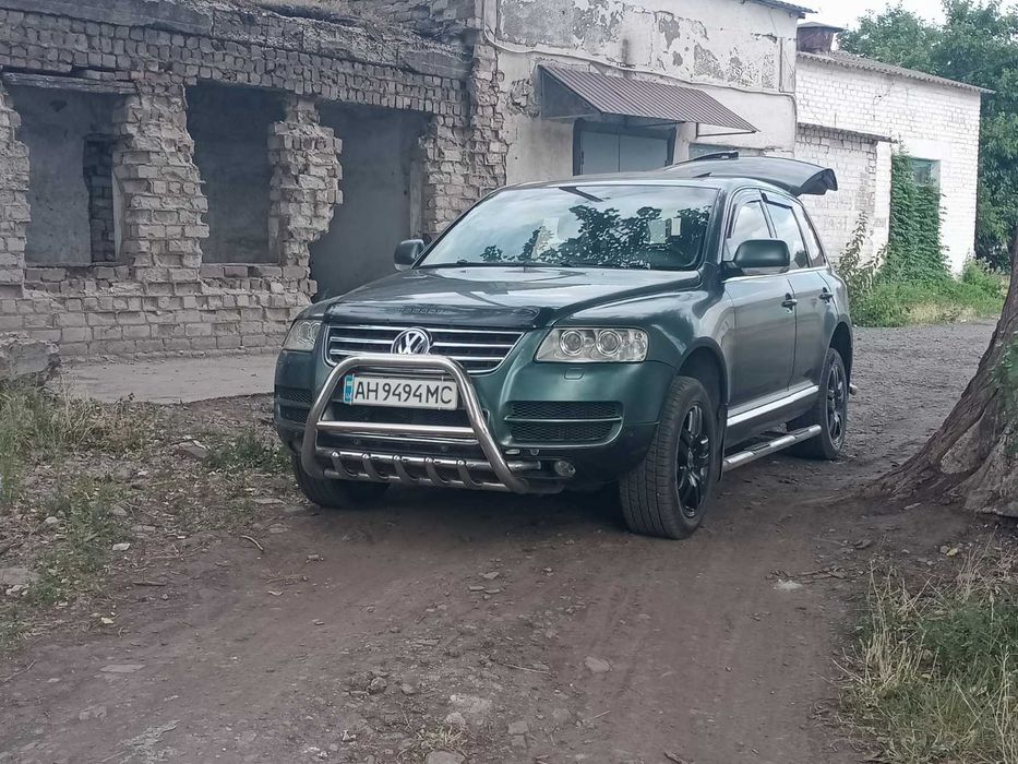 Продам Фольксваген Туарег 2003 год срочно