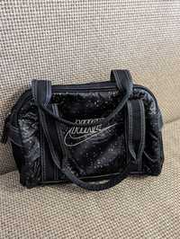 Nike Vintage черная мини-сумка.