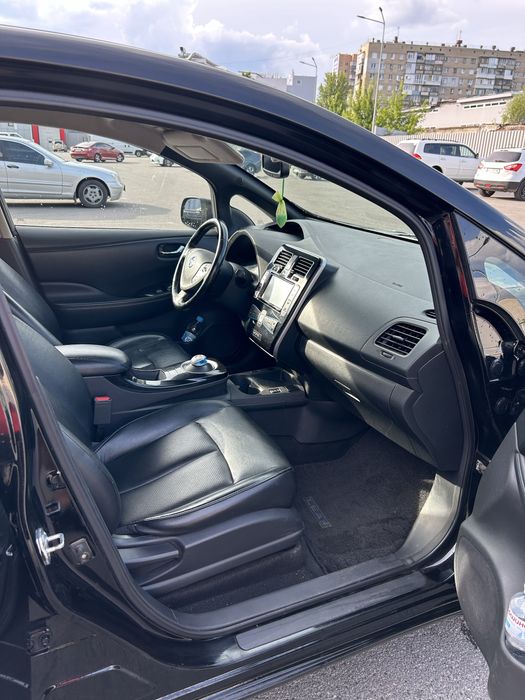 Nissan Leaf 24kw аренда с правом выкупа