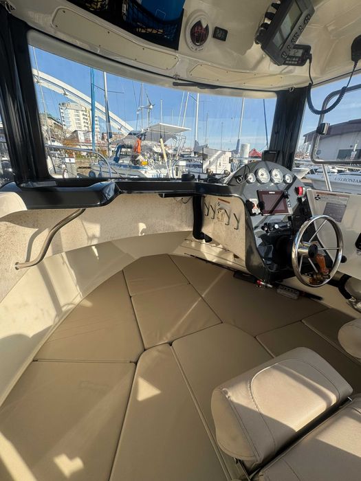 Motorówka Quicksilver 605 Pilothouse