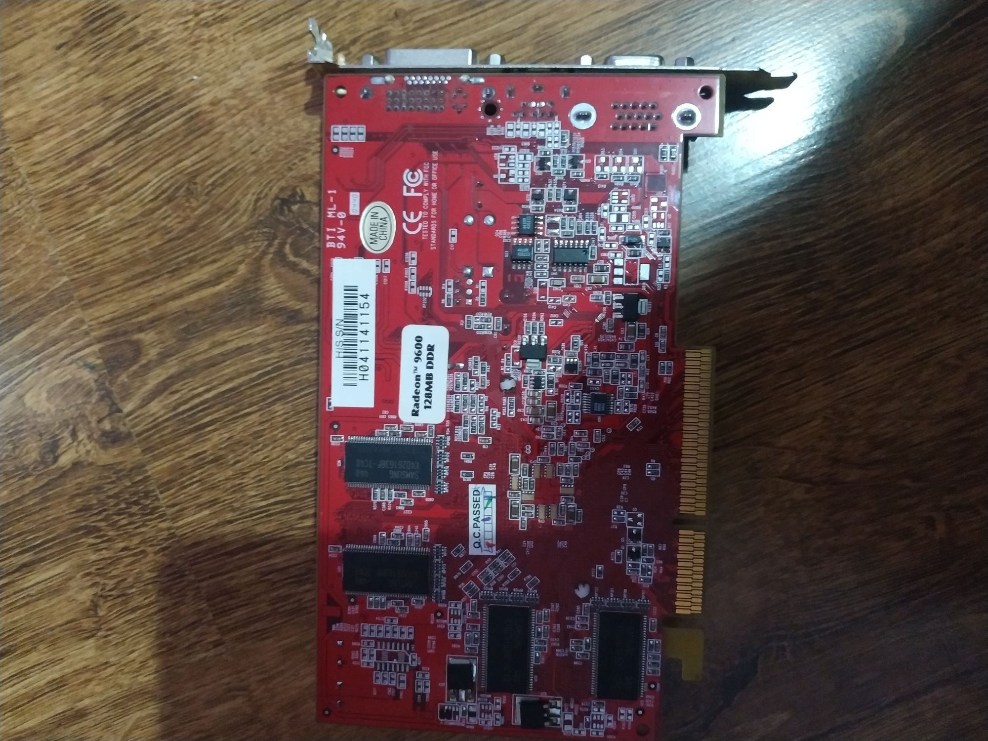 Видеокарта His Radeon 9600. 128mb.