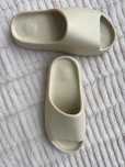90-dniowa gwarancja*NoweAdidasYeezySlideWhite 38