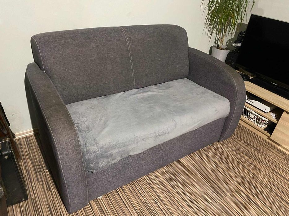 Sofa 2- osobowa.