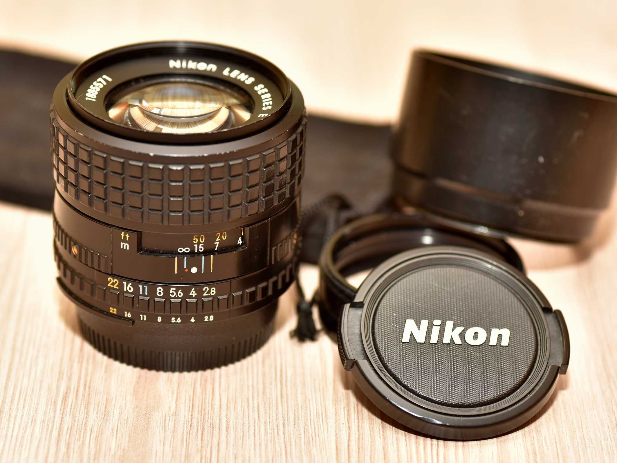 Nikon Lens Series E 100mm f/2.8 Ai-s (винтажный, мануальный объектив).