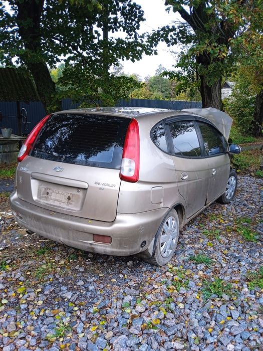 Шевролє на розборку