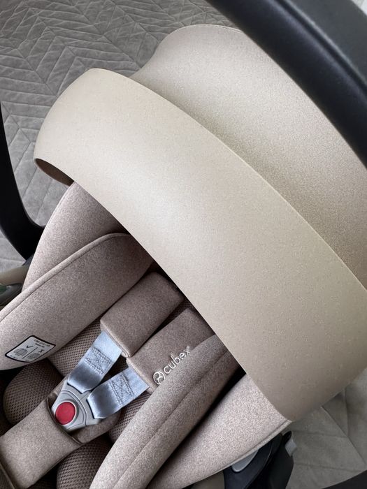Автокрісло Cybex Cloud T i-Size plus Cozy Beige