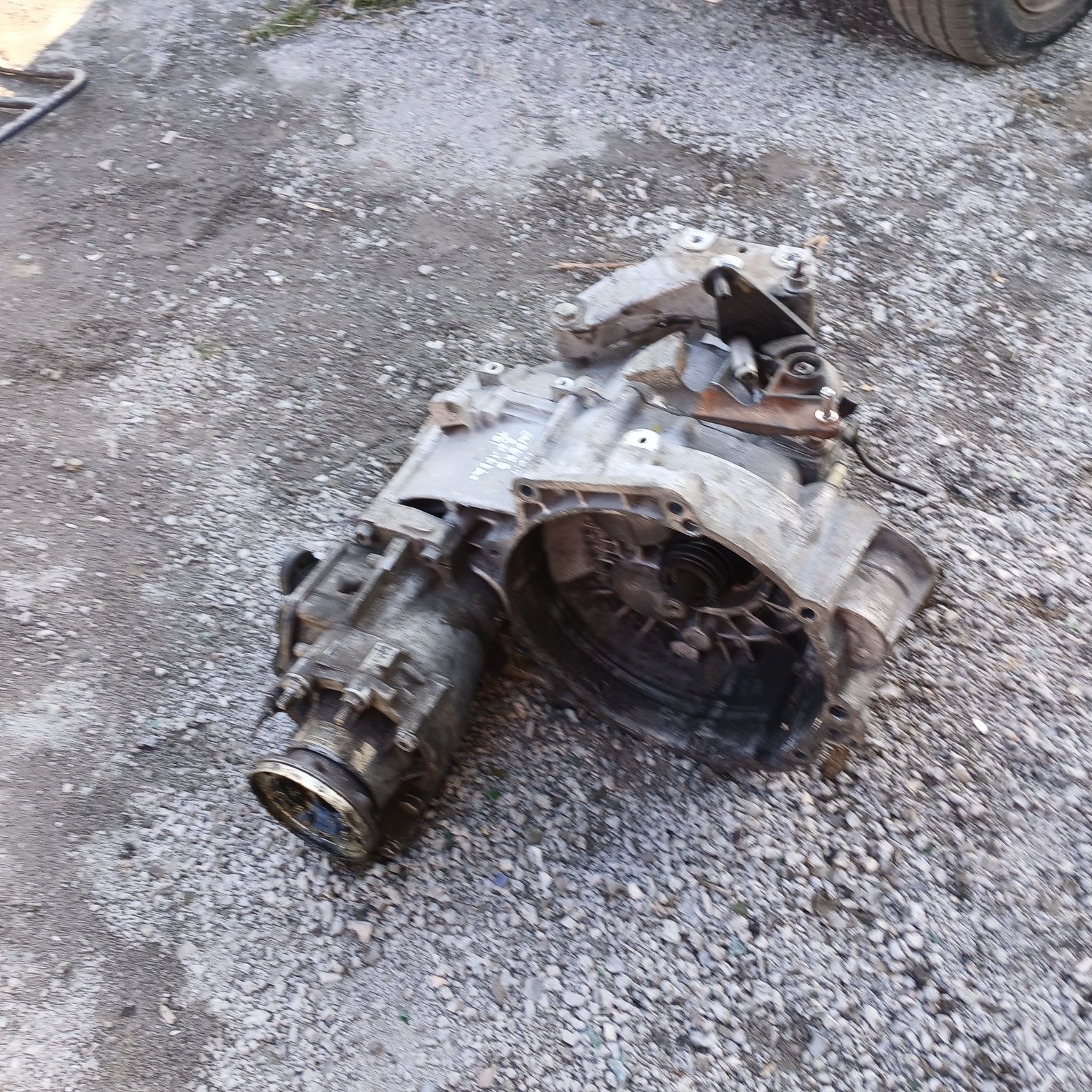 Skrzynia biegów NFM 4x4 Skoda superb II