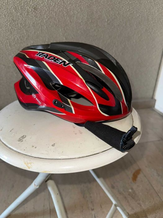 Capacete de Ciclismo Raden Berg