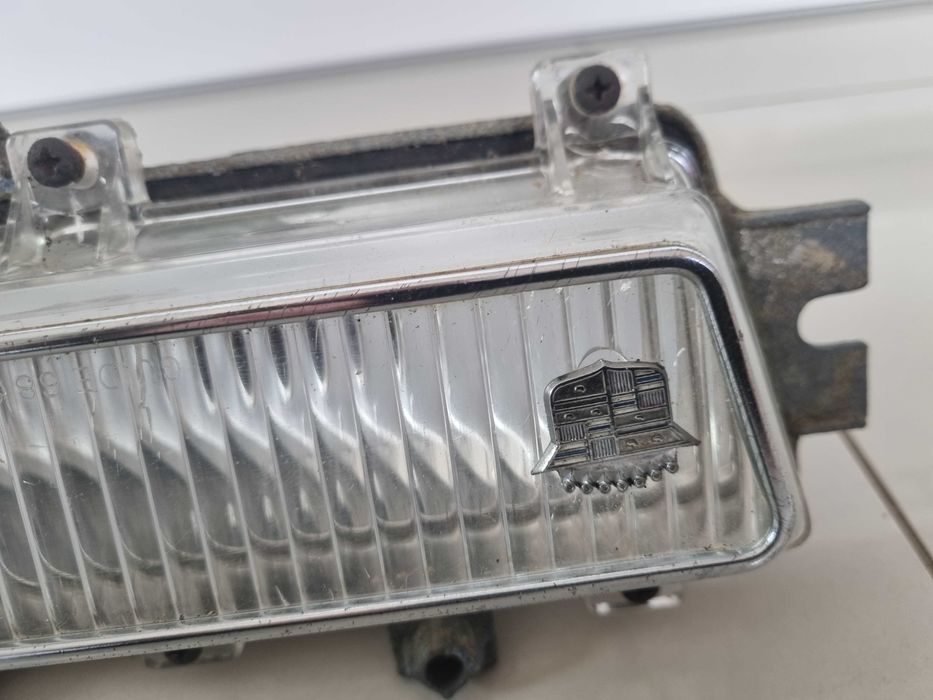 Cadilac Deville komplet lamp obrysowych podświetlenie zakrętu pra/lewa