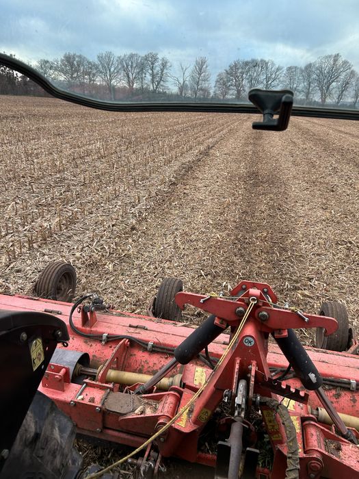 Mulczowanie ściernisk po kukurydzy,poplonów,łak i nieuzytków