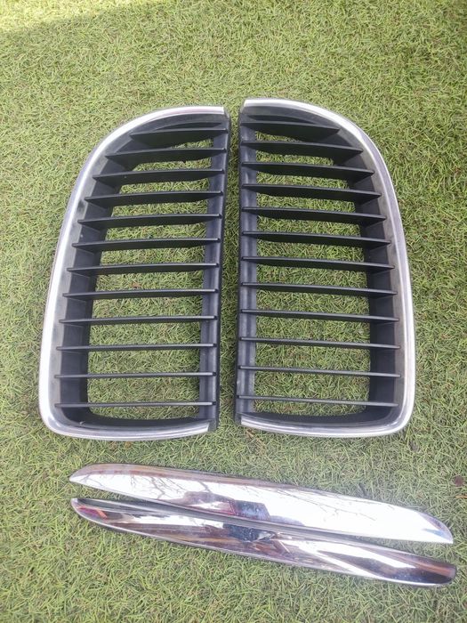 Grill nerki BMW E90/91 + listwy