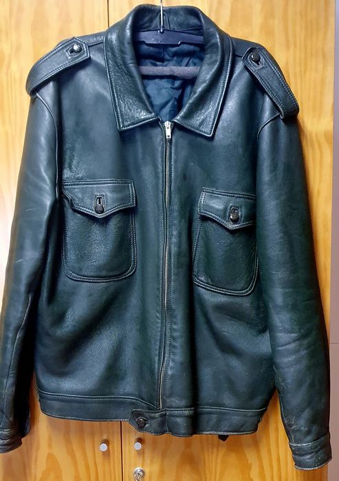 Blusao em pele verde