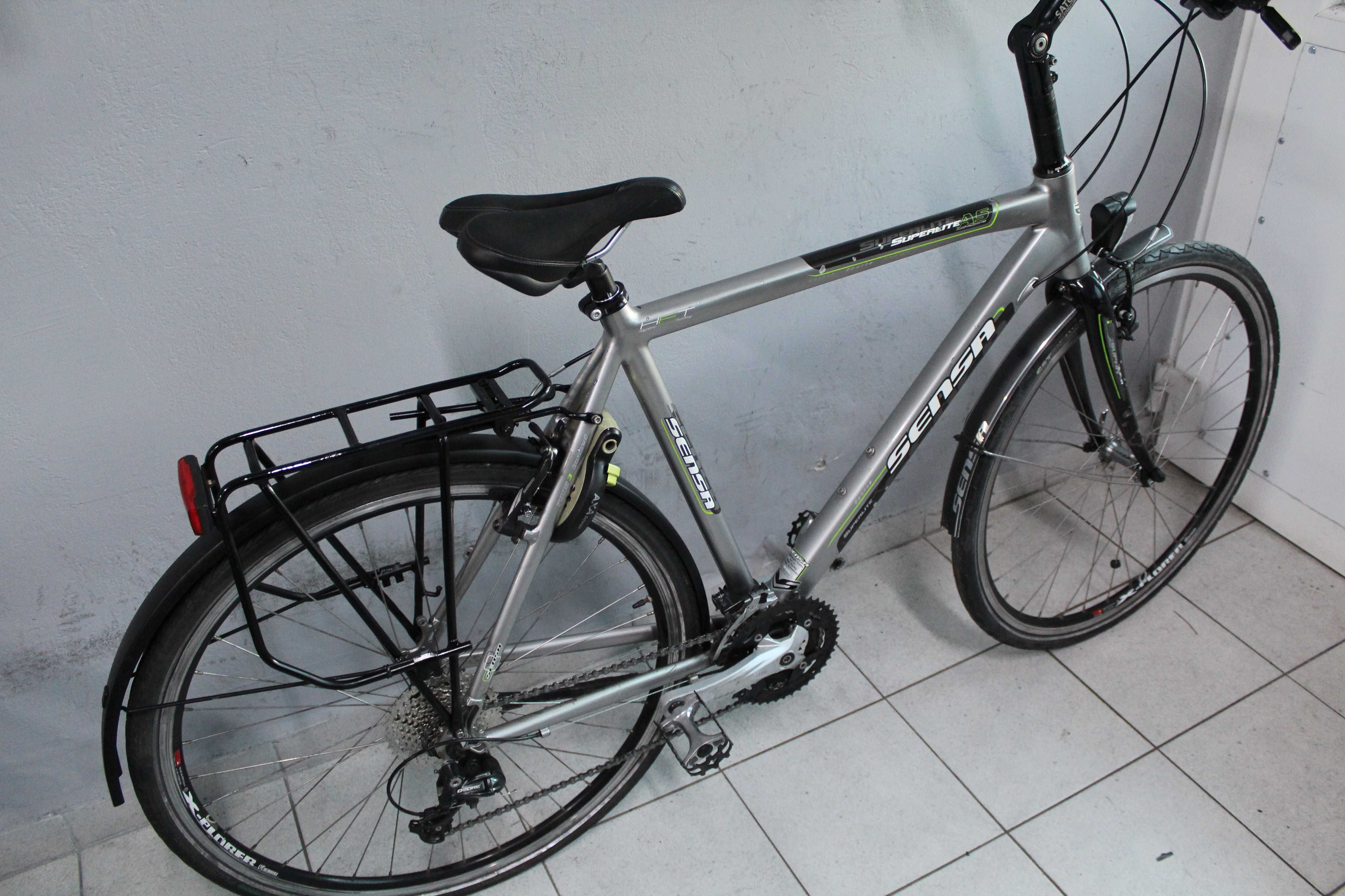 Rower trekkingowy SENSA SUPERLITE, Rama 55 cm, Koła 28", Deore, Lekki