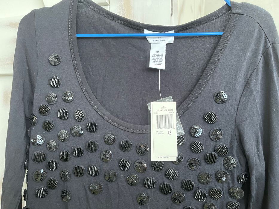 Philosophy by Republic Топ вискоза с пайетками размер XS Цена сніжена!