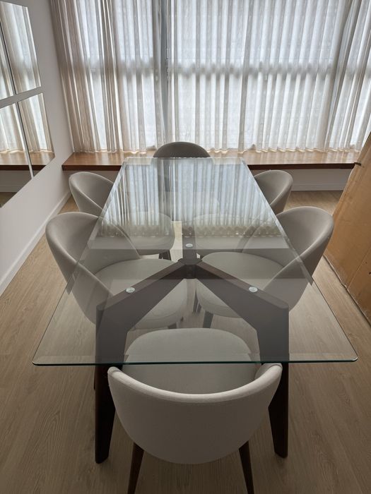 Mesa de jantar como nova