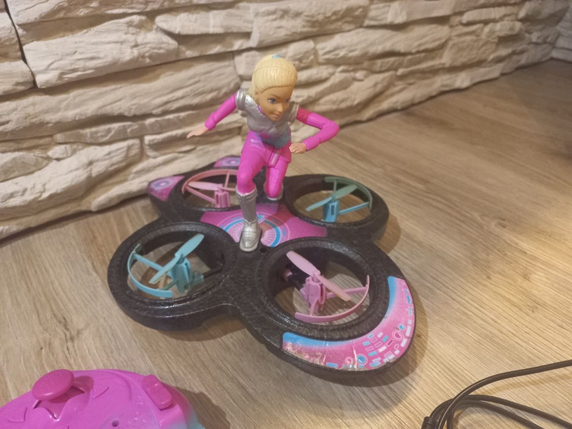Mattel Gwiezdna Przygoda Sterowana latająca Barbie Dron