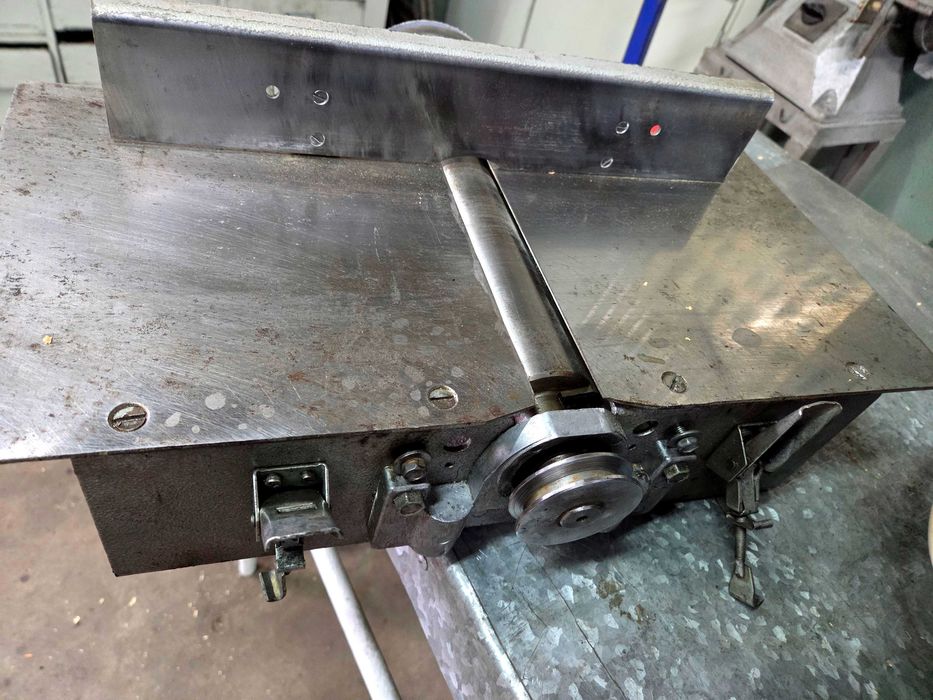 Heblarka z napędem elektrycznym