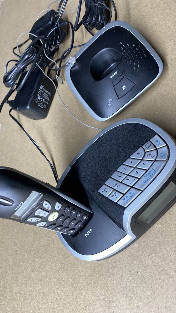 Telefon stacjonarny bezprzewodowy Doro 530+1 FM