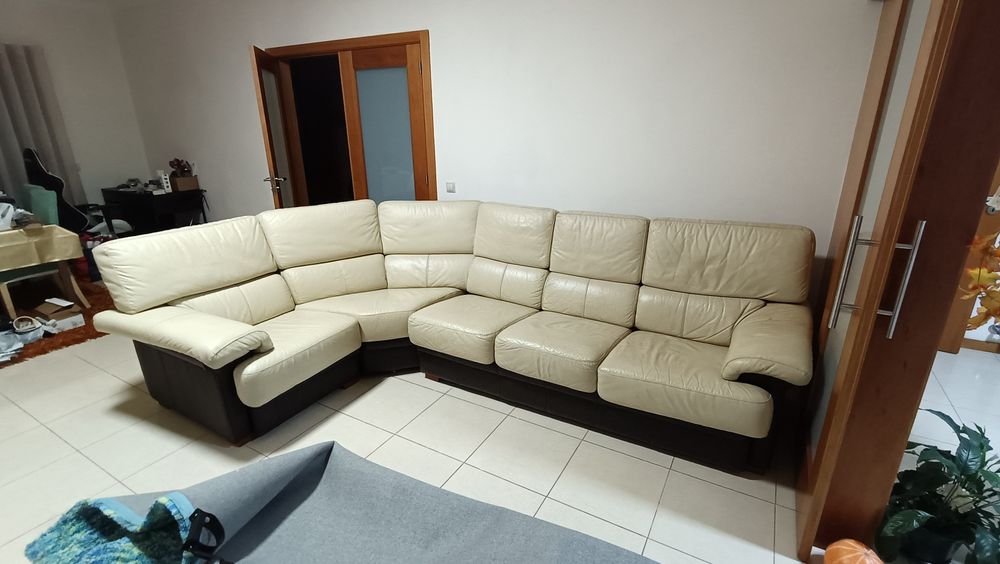 Sofá em Beja pele