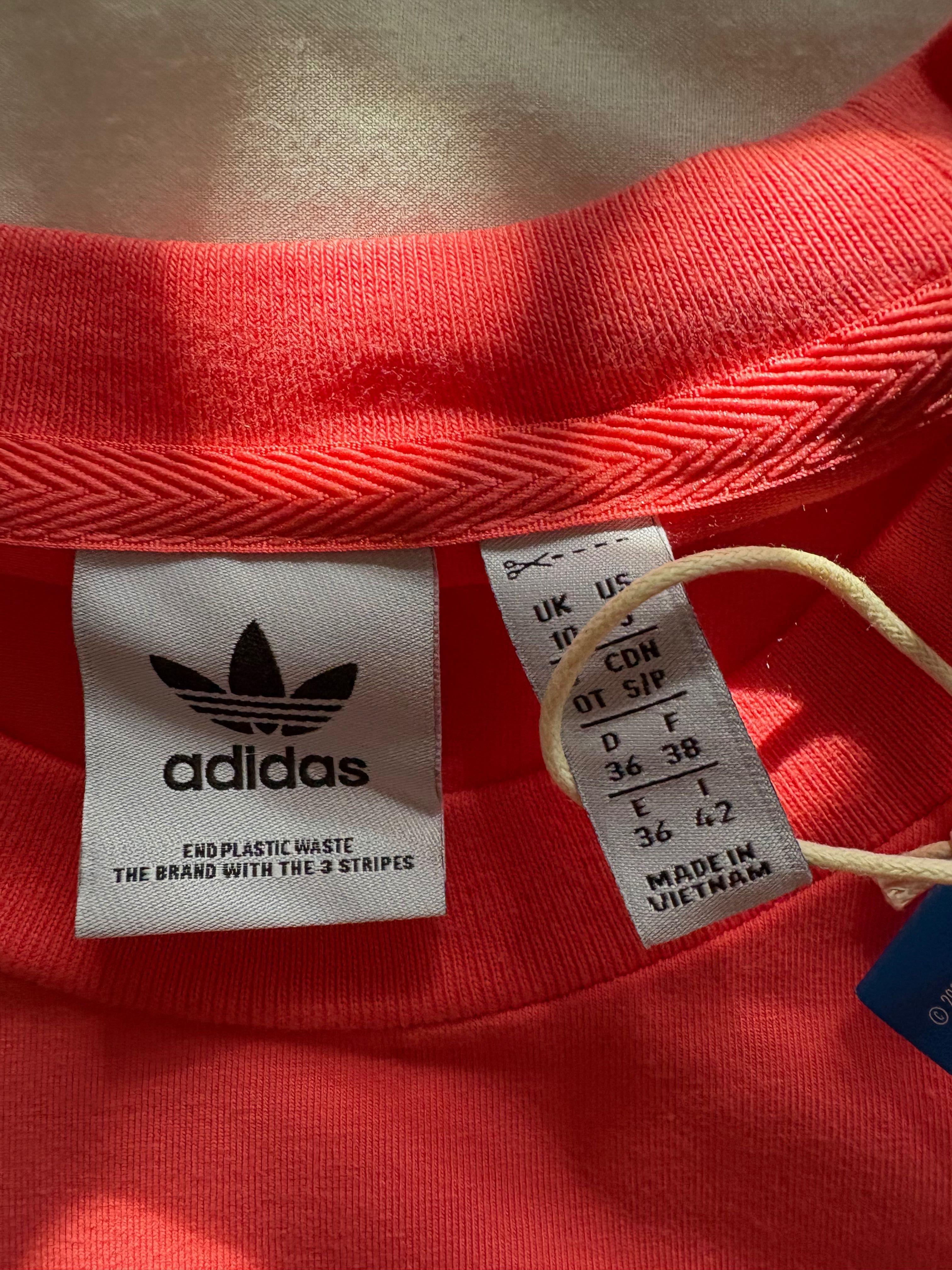 Adidas t-shirt feminina nova com etiqueta