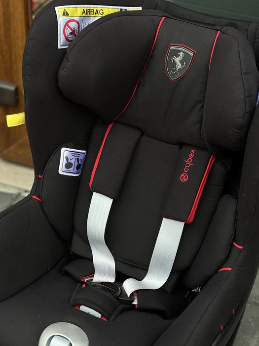 Автокрісло Cybex Sirona Z i Size Ferrari